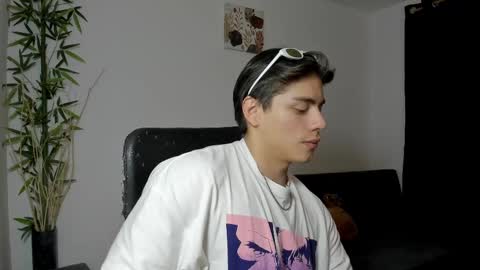 GioRusso online show from February 18, 5:53 am