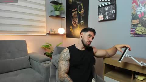Giorgio leone online show from June 6, 12:05 am