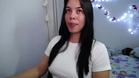 GIO RIVERA online show from December 23, 4:54 am