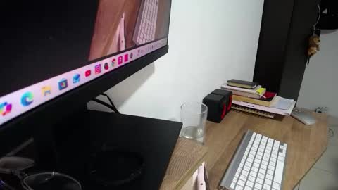 GIO RIVERA online show from February 10, 6:50 am