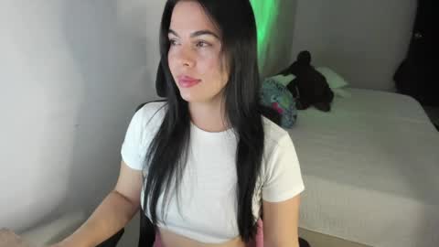 Snapshot of giorivera199 chatting on May 24, 6:29 am GIO RIVERA online show from May 24, 6:29 am