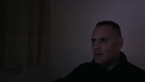 Snapshot of gioshadow chatting on February 24, 7:09 pm gioshadow online show from February 24, 7:09 pm