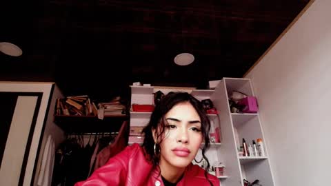 giovanna_oliveria online show from February 21, 4:52 pm