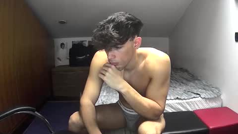 giovyyx online show from November 25, 1:55 pm