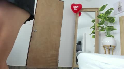 G I S E P L A online show from February 19, 12:33 pm