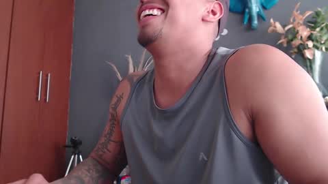 piggy boy online show from January 12, 8:03 pm