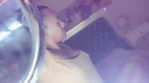 urGIRL online show from April 8, 6:57 am