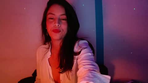 Alejandra online show from April 7, 8:04 am