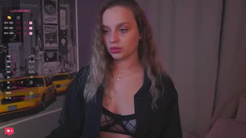 Kate online show from October 29, 7:37 pm