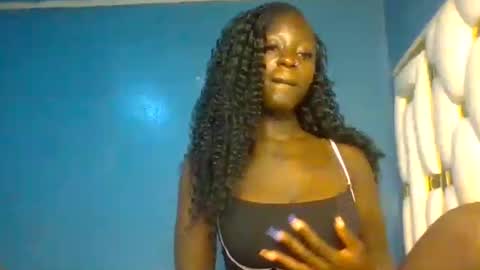 girl_shani online show from July 18, 12:59 am