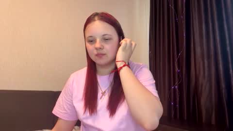girl_shy07 online show from May 31, 4:25 pm