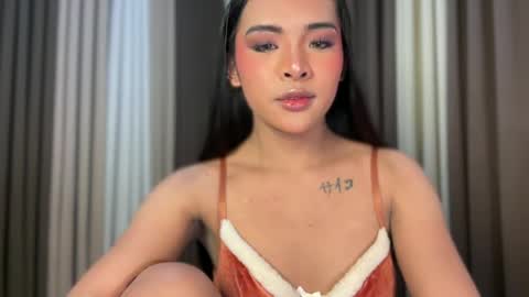 Snapshot of girlcock_dominantfucker chatting on July 6, 12:51 am queen ronna online show from July 6, 12:51 am