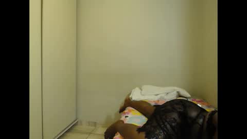 Snapshot of girlfromthesouth_ chatting on December 3, 9:57 pm girlfromthesouth_ online show from December 3, 9:57 pm