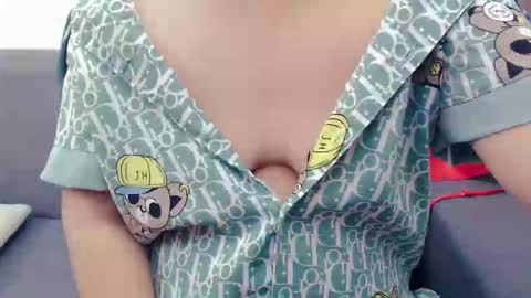 girlhanoi online show from February 7, 7:23 am