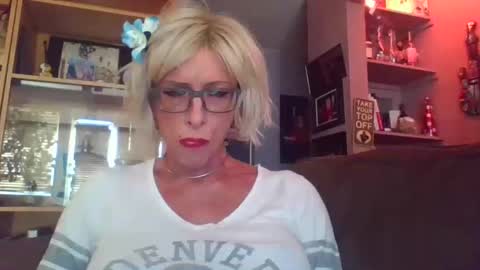 Girlinrock online show from September 21, 12:34 am