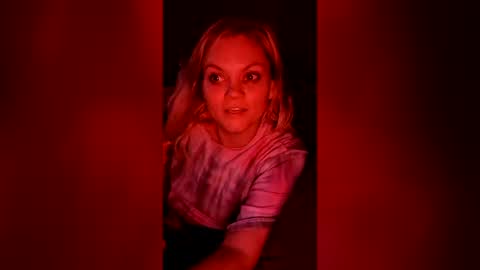 girlnextdoo4 online show from July 26, 7:04 am