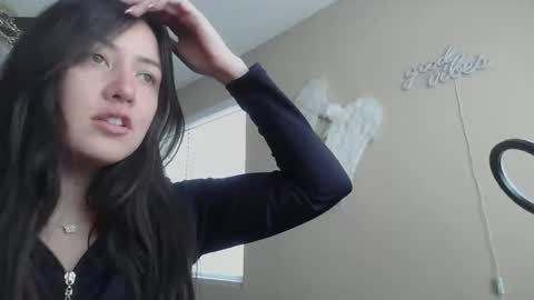 Jasmine online show from September 18, 4:20 pm