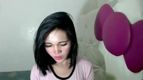 Snapshot of girlthatyouwantxx chatting on October 11, 4:55 am Divine online show from October 11, 4:55 am