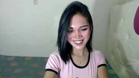 Snapshot of girlthatyouwantxx chatting on November 4, 6:01 am Divine online show from November 4, 6:01 am