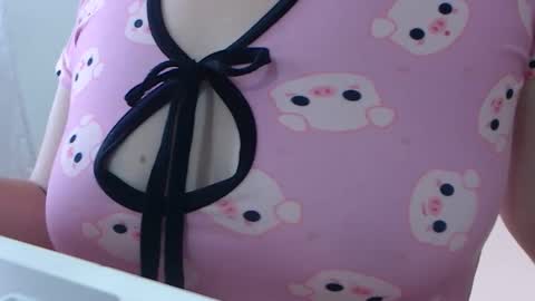 Victoria online show from November 3, 3:24 pm