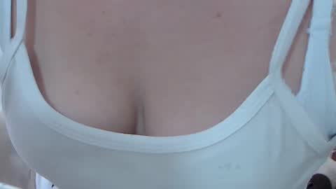 Victoria online show from November 4, 4:17 pm