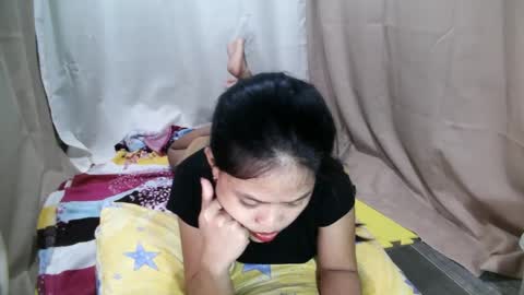 Snapshot of girlxfromxph chatting on December 24, 7:17 am girlxfromxph online show from December 24, 7:17 am