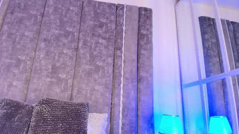     online show from March 30, 11:00 am