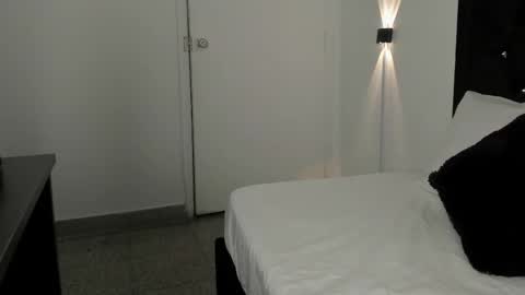 Gisell online show from February 10, 12:53 pm