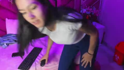 gisell_squirt online show from October 15, 11:43 am