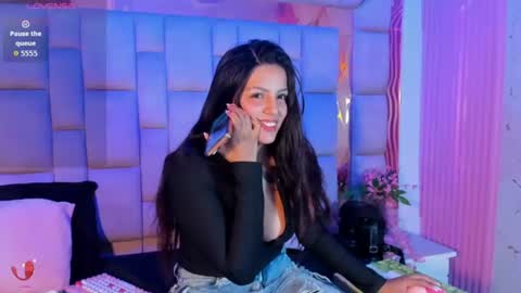 Snapshot of gisell_squirt chatting on July 1, 1:13 pm gisell_squirt online show from July 1, 1:13 pm