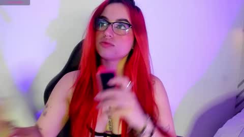 Snapshot of giselle_banks_ chatting on February 27, 5:29 am Giselle online show from February 27, 5:29 am