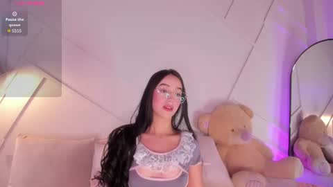 Snapshot of gisellepalmer_88 chatting on June 19, 6:56 pm GisellePalmer online show from June 19, 6:56 pm