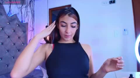Snapshot of gissel__ chatting on December 15, 12:31 pm gissel online show from December 15, 12:31 pm