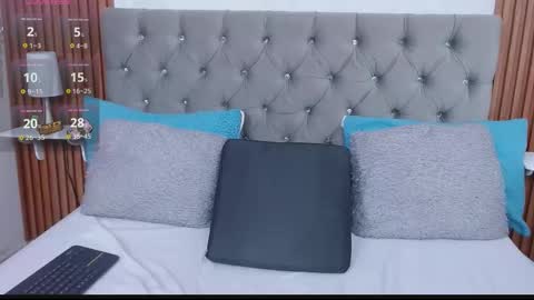 Gissell Saenz online show from October 25, 4:24 pm