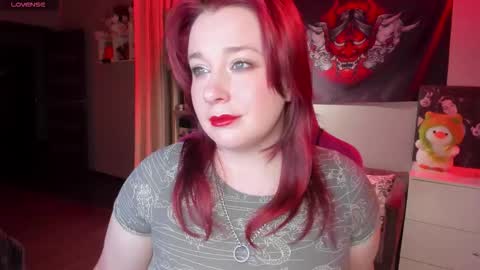Snapshot of gitera_ chatting on September 24, 10:02 pm AlexaMillis online show from September 24, 10:02 pm