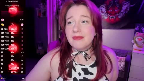 Snapshot of gitera_ chatting on October 4, 11:25 pm AlexaMillis online show from October 4, 11:25 pm
