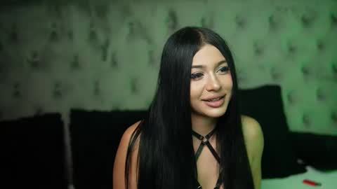 Snapshot of giuliasya chatting on October 8, 7:11 pm Giulia online show from October 8, 7:11 pm