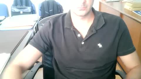 giuseppevai1 online show from September 16, 11:11 am