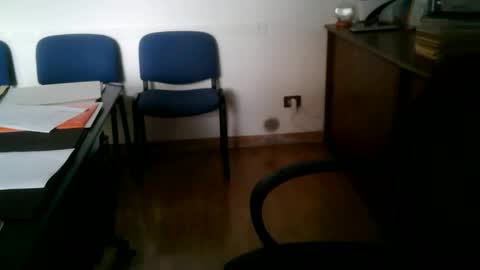 giuseppevai1 online show from October 3, 9:06 am