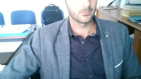 giuseppevai1 online show from October 4, 9:29 am