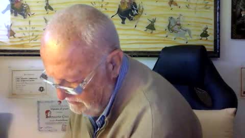 giutomma930394 online show from April 9, 10:09 am