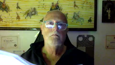 Snapshot of giutomma930394 chatting on April 16, 9:39 pm giutomma930394 online show from April 16, 9:39 pm