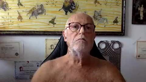 Snapshot of giutomma930394 chatting on June 29, 2:06 pm giutomma930394 online show from June 29, 2:06 pm