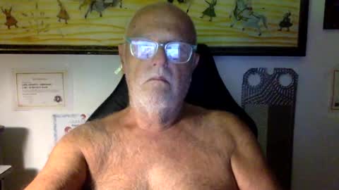 Snapshot of giutomma930394 chatting on July 7, 7:18 pm giutomma930394 online show from July 7, 7:18 pm