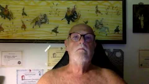 Snapshot of giutomma930394 chatting on July 8, 7:29 pm giutomma930394 online show from July 8, 7:29 pm