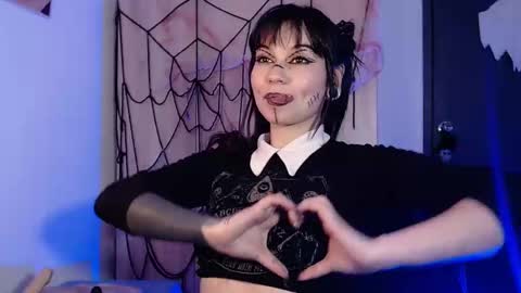 Snapshot of give_me_orgasms chatting on October 31, 6:20 pm Nice to meet you my name is Heyli online show from October 31, 6:20 pm