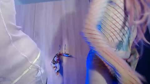 Snapshot of give_me_orgasms chatting on November 26, 4:13 am Nice to meet you my name is Heyli online show from November 26, 4:13 am