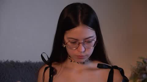 Snapshot of gizefto chatting on October 25, 11:29 am Agness online show from October 25, 11:29 am