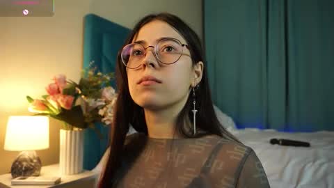 Snapshot of gizefto chatting on November 18, 3:49 pm Agness online show from November 18, 3:49 pm