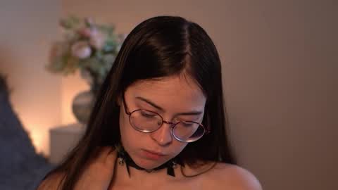 Snapshot of gizefto chatting on November 28, 2:42 pm Agness online show from November 28, 2:42 pm